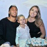 Neymar e a ex-namorada, mãe de seu filho, Carol Dantas - Foto: Reprodução