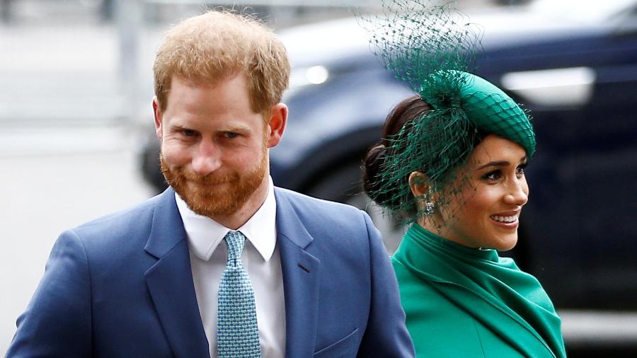 Harry e Meghan processam paparazzi por fotos de Archie (Foto: Reprodução)