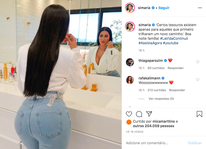 A famosa cantora sertaneja que faz dupla com Simone, Simaria deixou os seus fãs de queixo caído ao exibir bumbum empinado (Foto: Reprodução/Instagram)