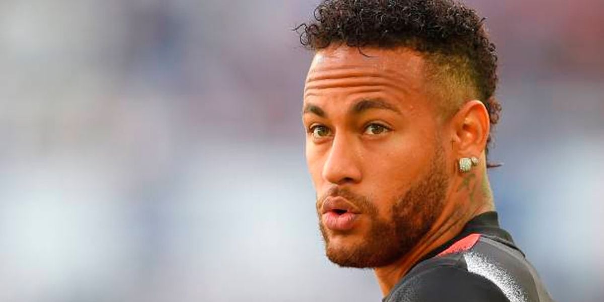 Neymar voltou a bombar após surgir soltando a voz nas redes sociais (Foto: Reprodução)