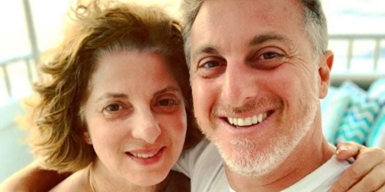 Mãe de Huck desabafa sobre ameaças de morte contra filho gay: “Corpo seria entregue num caixão” Mãe de Huck desabafa sobre ameaças de morte contra filho gay: “Corpo seria entregue num caixão”