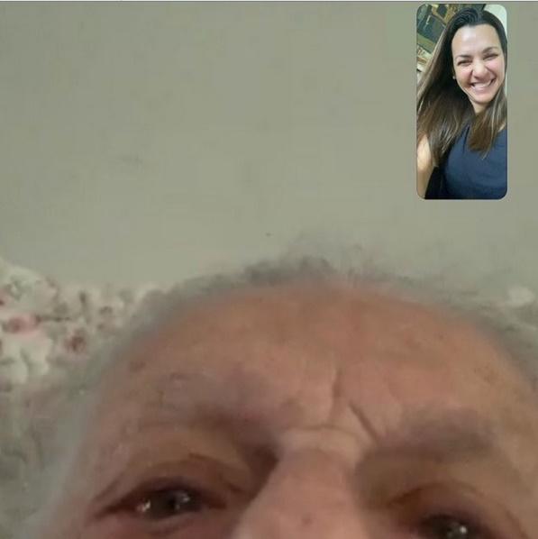 Veruska Seibel exibiu imagem de conversa com mãe de Boechat, após recebimento de flores (Foto: Reprodução)