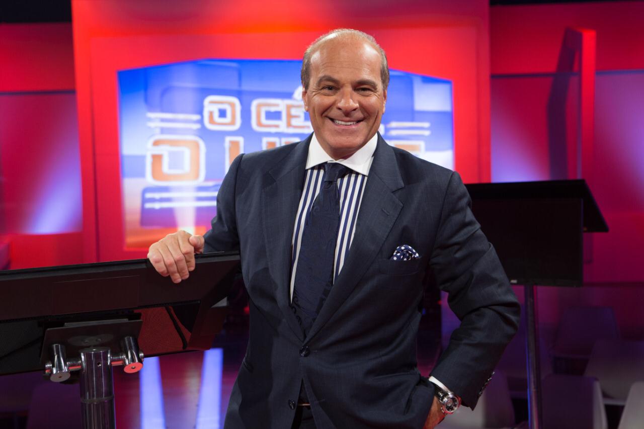 http://tvfoco.uai.com.br/wp-content/uploads/2015/05/Daniela-Mercury.jpg