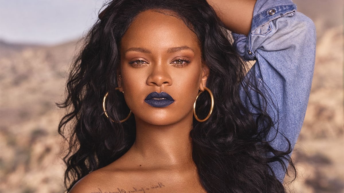 Rihanna rouba à cena e para tudo após compartilhar cliques de lingerie (Foto: Reprodução)