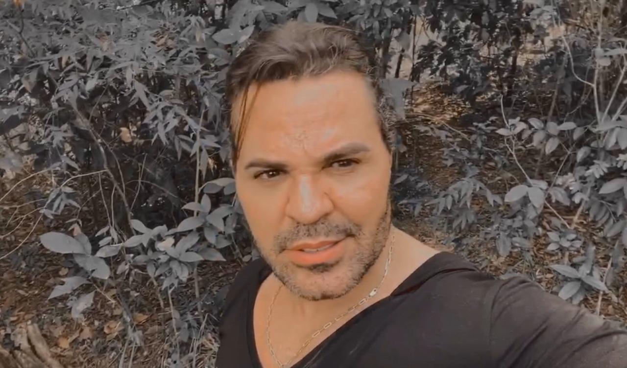 Sertanejo vai parar no matagal (Foto: Reprodução)