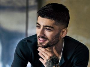 Zayn Malik não se pronuncia no aniversário do One Direction e causa revolta (Foto: Reprodução)