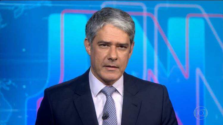 William Bonner vem sofrendo acusações no Jornal Nacional - Foto: Reprodução