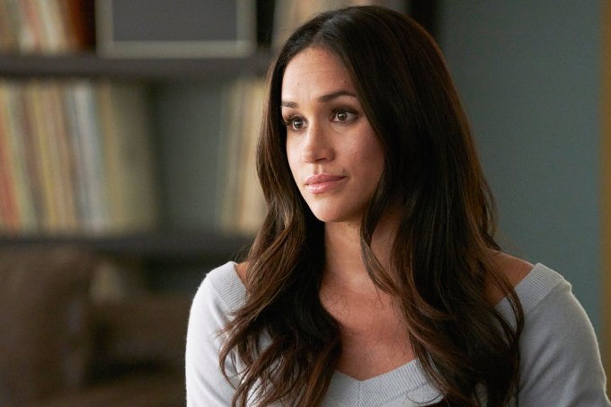 Meghan Markle ganha apelido de cadela pelos membros da realeza (Foto: Reprodução)