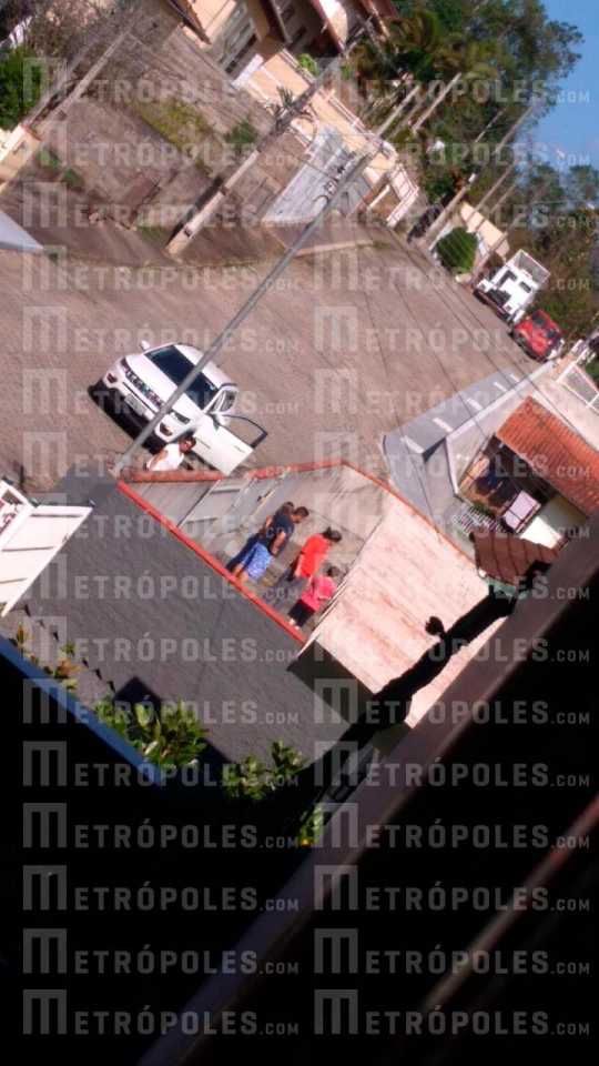 Whindersson foi flagrado na casa de sua suposta nova namorada (Foto: Reprodução/ Metrópoles)