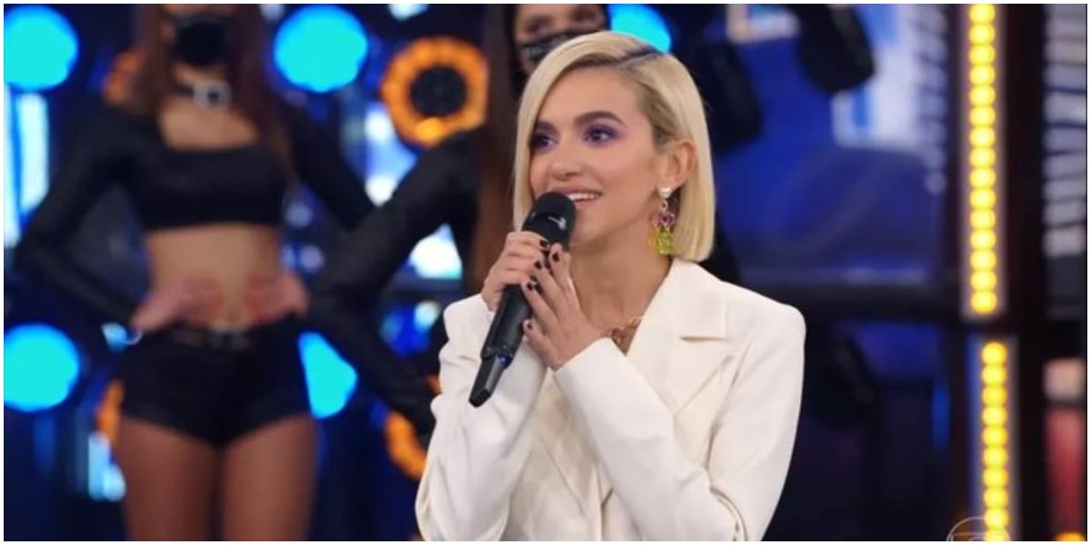 Manu Gavassi durante participação no Faustão - Foto: Reprodução