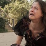 Domitila (Agatha Moreira) é expulsa por Dom Pedro (Caio Castro) em Novo Mundo (Foto: Reprodução/Globo)