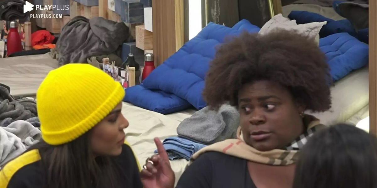 A Fazenda: Jojo Todynho alertou Tays Reys sobre os homens do reality (Foto: Reprodução)