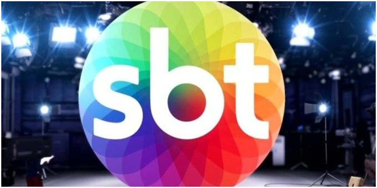 Equipe de reportagem do SBT é agredida ao vivo (Foto: Reprodução)