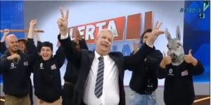 Sikêra Jr pegou público de surpresa com anuncio (Foto: Reprodução)
