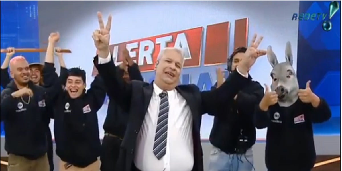 RedeTV: Sikêra Jr pegou público de surpresa com anuncio (Foto: Reprodução)