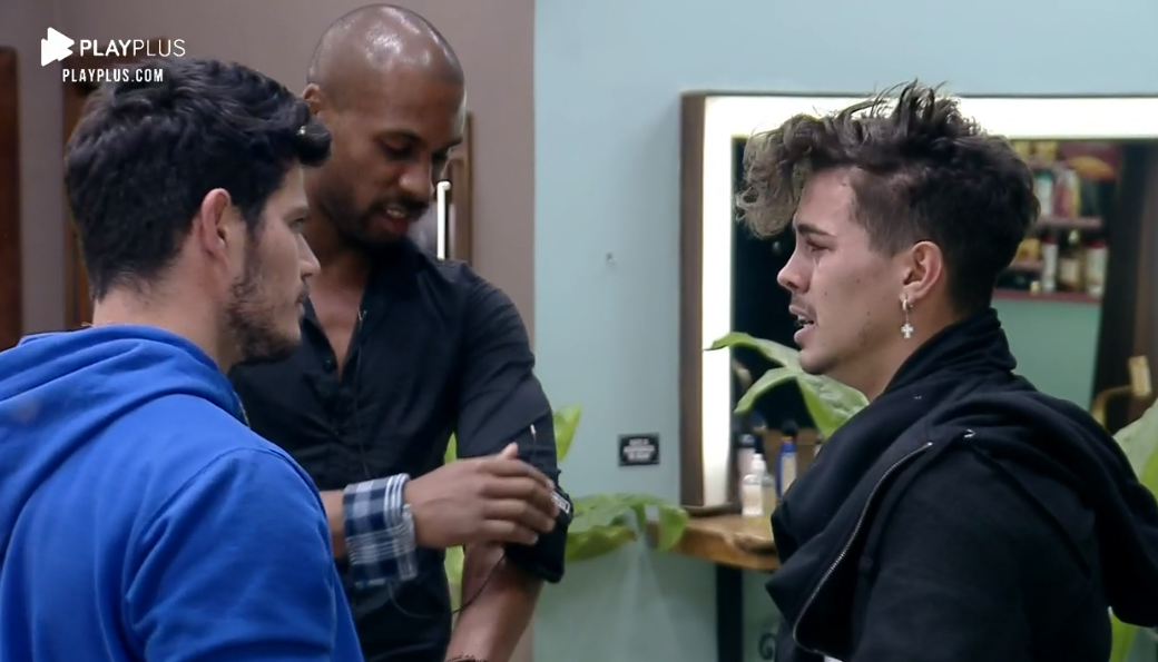Biel tem crise de choro em A Fazenda 12 (Foto: Reprodução/ PlayPLus)