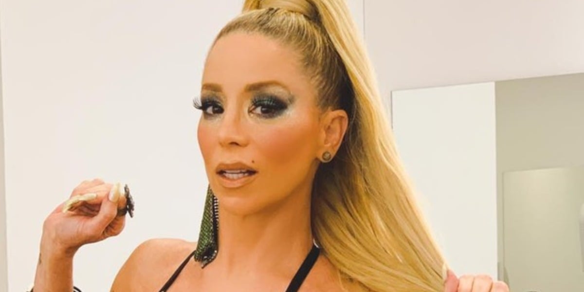 Danielle Winits é bailarina de formação (Foto: Reprodução/Instagram)