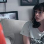Lica (Manoela Aliperti) fica em choque ao receber notícia em Malhação - Viva a Diferença (Foto: Reprodução/Globo)