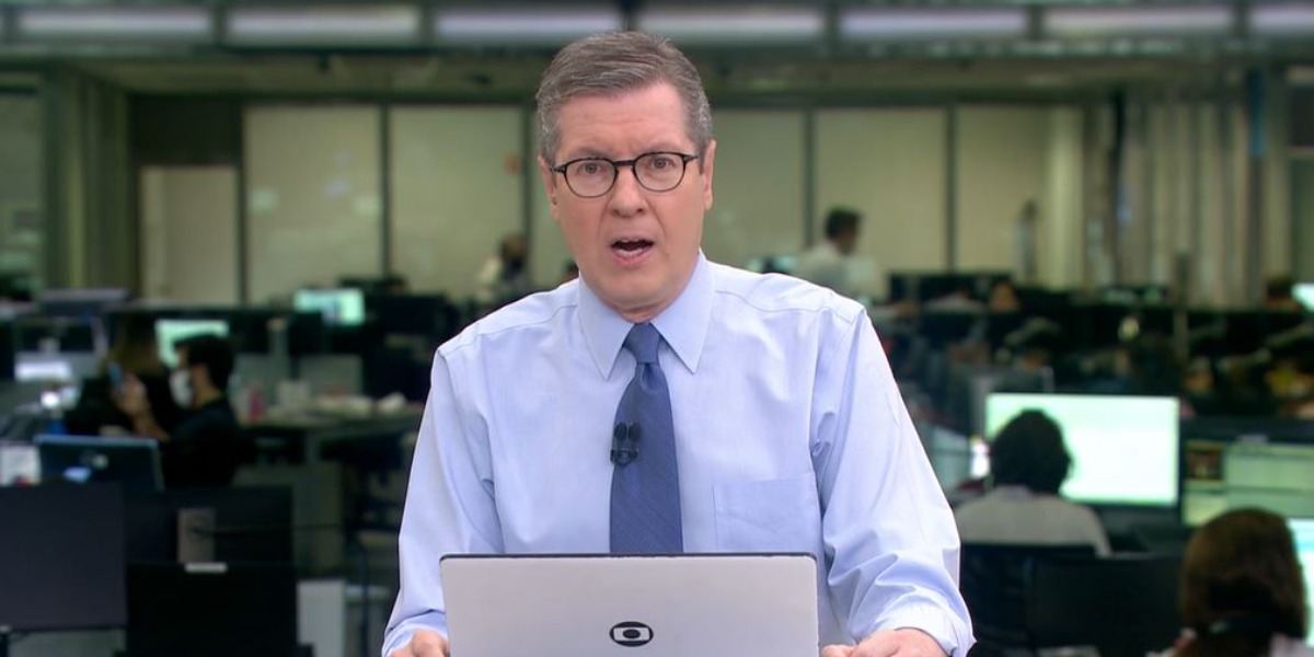 Marcio Gomes apresenta o Jornal Hoje (Foto: Divulgação)