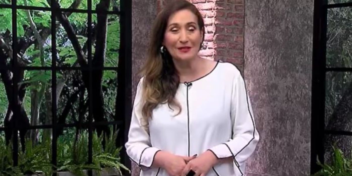 http://tvfoco.uai.com.br/wp-content/uploads/2015/05/Daniela-Mercury.jpg