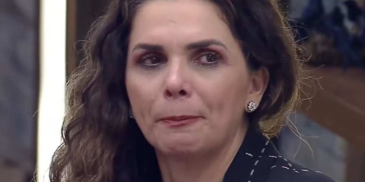 Luiza Ambiel expôs briga com Mariano fora de A Fazenda 12 (Foto: Reprodução)