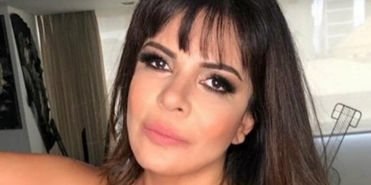 http://tvfoco.uai.com.br/wp-content/uploads/2015/05/Daniela-Mercury.jpg