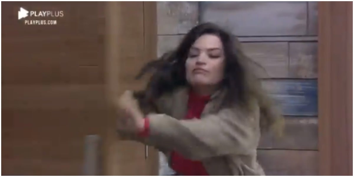Raissa surtou após discussão com Luiza Ambiel em A Fazenda 12 (Foto: Reprodução)