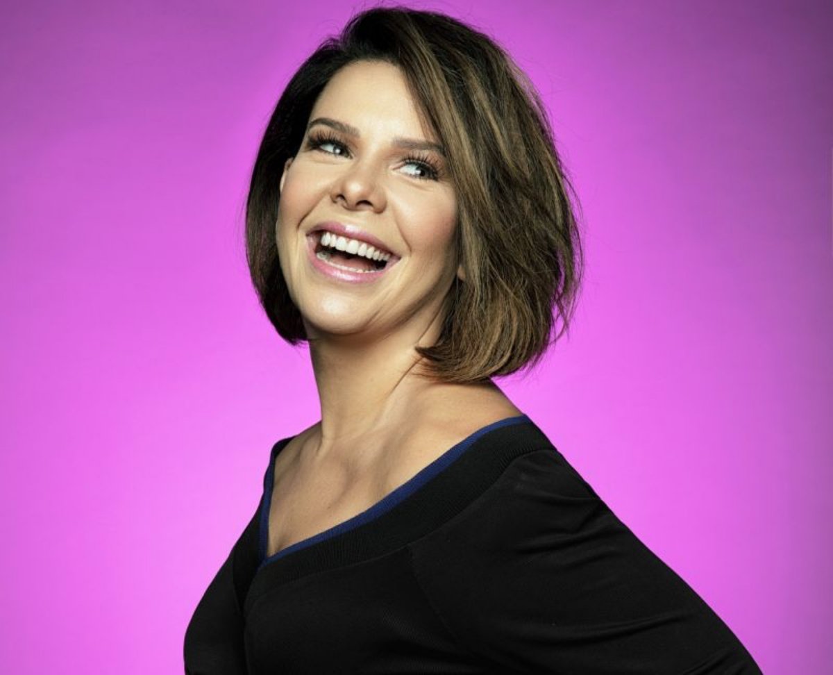 http://tvfoco.uai.com.br/wp-content/uploads/2015/05/Daniela-Mercury.jpg