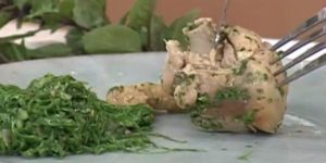 Ana Maria Braga prepara frango com couve flor no Mais Você de hoje (Foto: Reprodução)