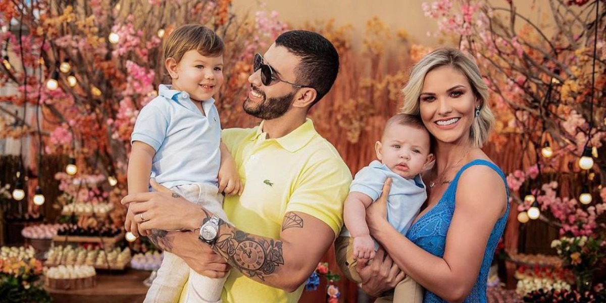 http://tvfoco.uai.com.br/wp-content/uploads/2015/05/Daniela-Mercury.jpg