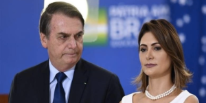 Michelle Bolsonaro foi exposta em um escândalo com o presidente (Foto: reprodução)