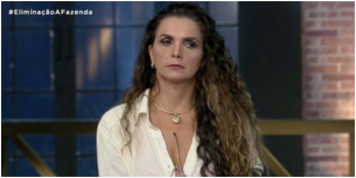 Luiza Ambiel arma plano sujo para ajudar Mirella em A Fazenda (Foto: Reprodução)