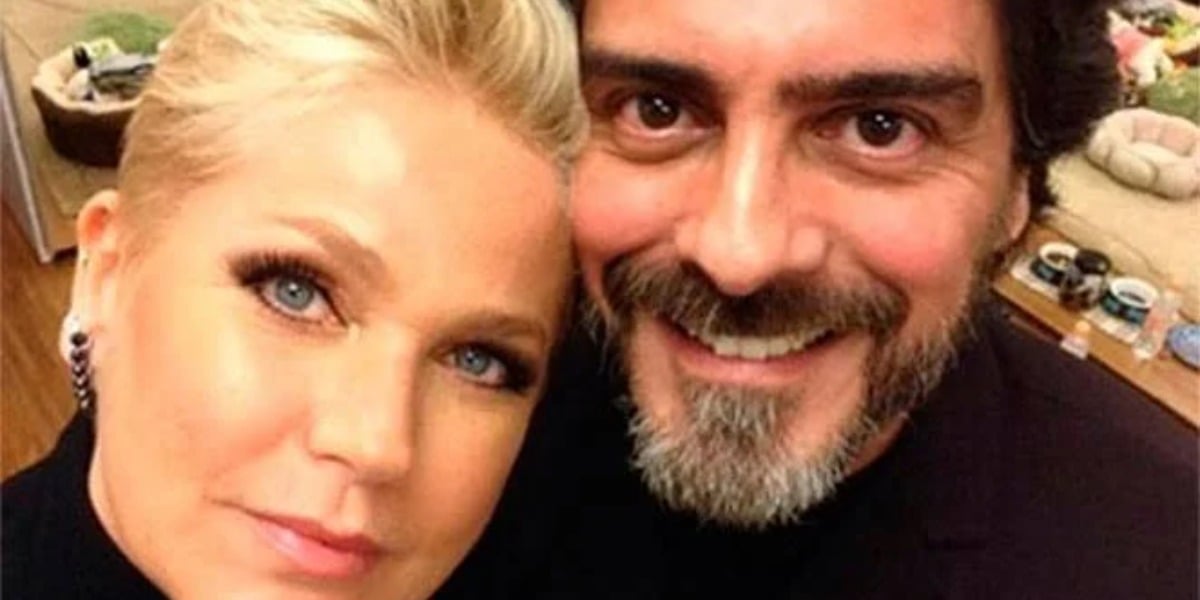 http://tvfoco.uai.com.br/wp-content/uploads/2015/05/Daniela-Mercury.jpg
