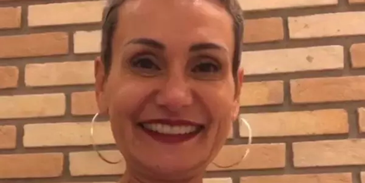 Faa Morena falou sobre pedido de demissão da RedeTV (Foto: Reprodução)