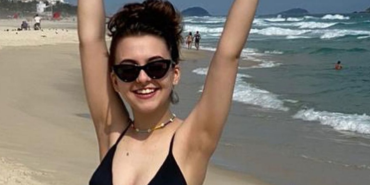 Klara Castanho recebe elogio de fã após foto de biquíni (Foto: Reprodução/Instagram)Klara Castanho recebe elogio de fã após foto de biquíni (Foto: Reprodução/Instagram)