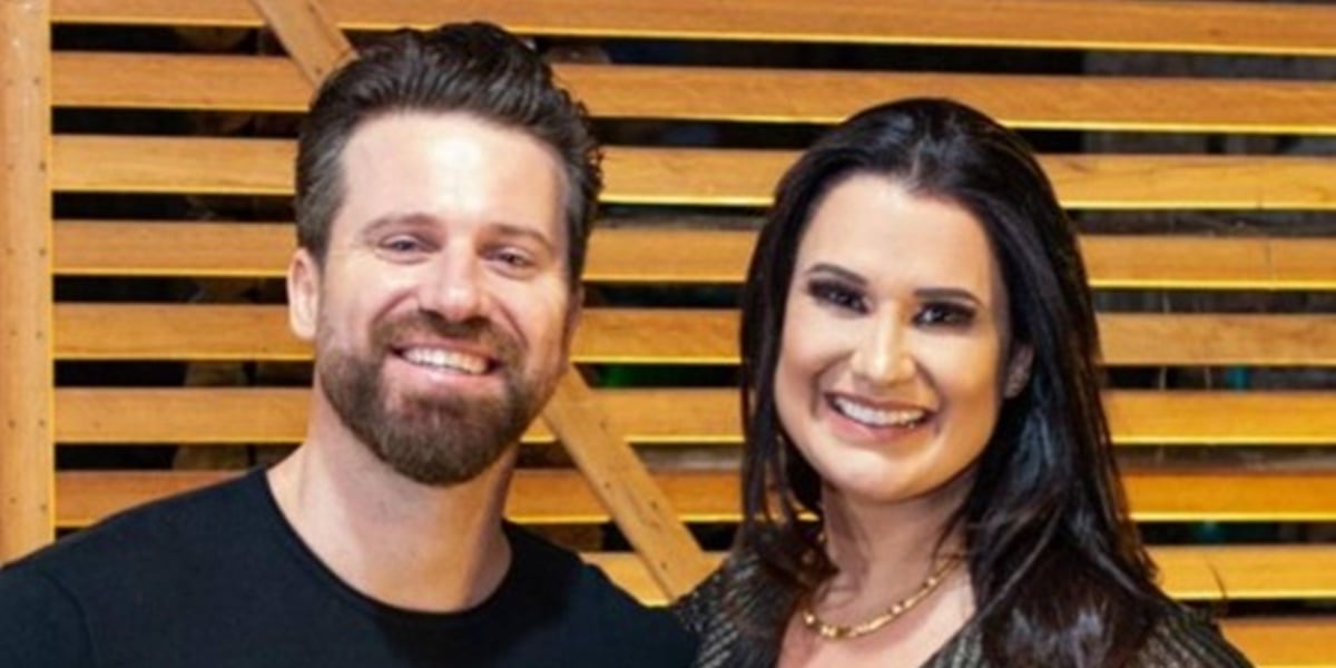 Marlon ao lado da ex-mulher, Letícia Oliveira (Foto: Reprodução)