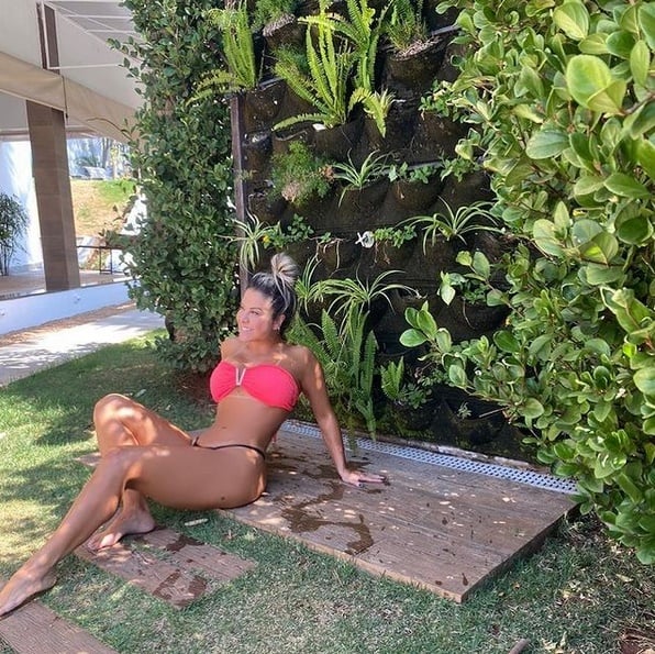 Poliana Rocha em clique sensual (Foto: Reprodução)