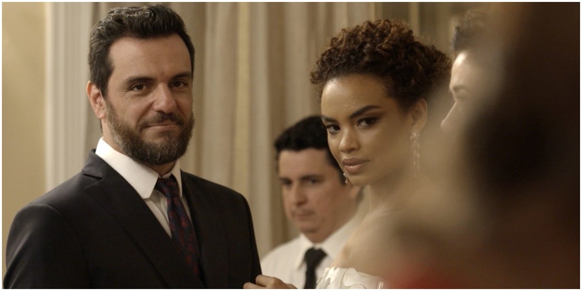 http://tvfoco.uai.com.br/wp-content/uploads/2015/05/Daniela-Mercury.jpg