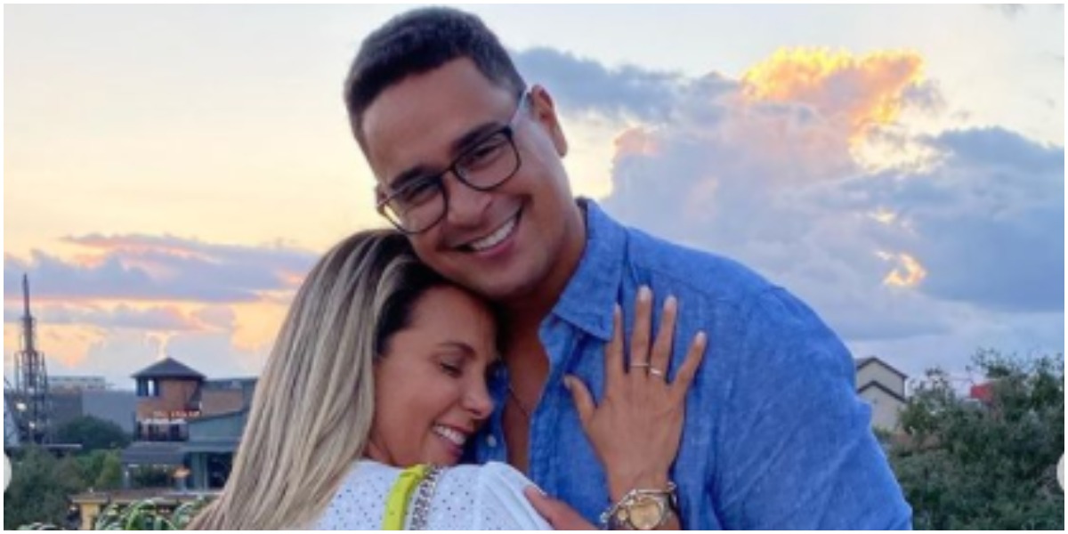 Carla Perez e Xanddy derreteram as redes sociais com foto de casal (Foto: Reprodução)