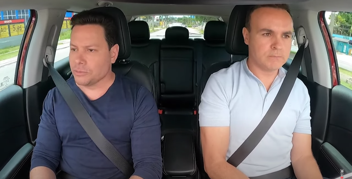 Caco Rodrigues e Marcão do Povo (Foto: Reprodução/Youtube)