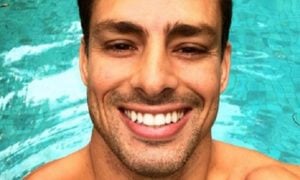 Cauã Reymond tem irmão considerado por muitos como o homem mais bonito do Brasil (Foto: Reprodução)