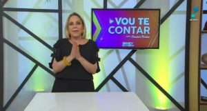 Claudete Troiano na RedeTV durante o Vou Te Contar (Foto: Divulgação)