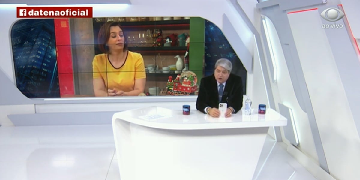 Datena expôs cansaço ao vivo na Band em papo com Catia Fonseca (Foto: Reprodução)