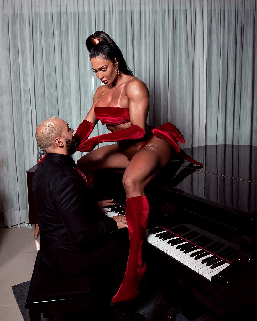 Casal abusa da sensualidade (Foto: Reprodução)