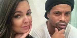 Priscilla Alves a lado de Ronaldinho (Foto: Reprodução)