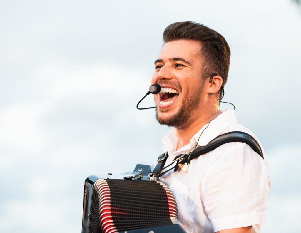 Luan Estilizado alcança TOP 100 com Tá faltando (Foto: Divulgação)