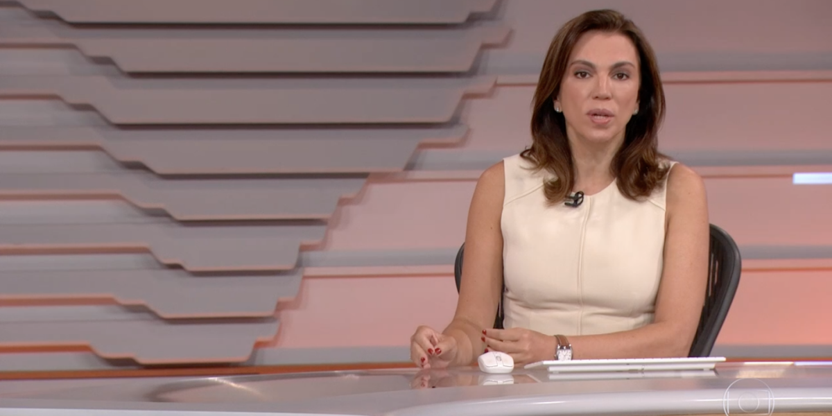 Ana Paula Araujo abre jornal às pressas para dar notícia importante (Reprodução)
