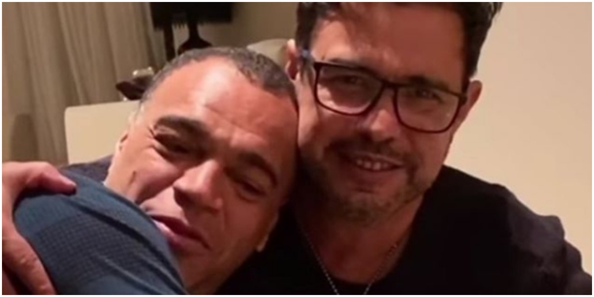 Denílson e Zezé Di Camargo estão juntos na fazenda É o Amor (Foto: Reprodução)