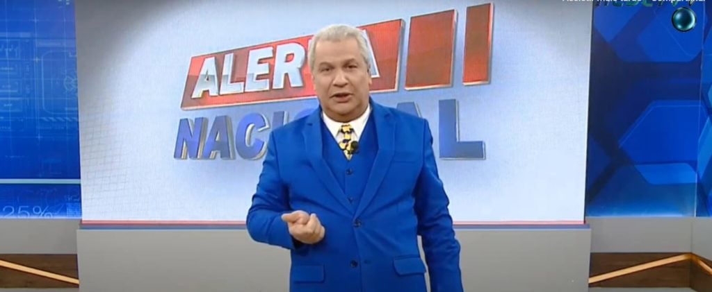 Sikêra Jr se descontrola ao vivo durante anúncio de nova contratação (Reprodução)