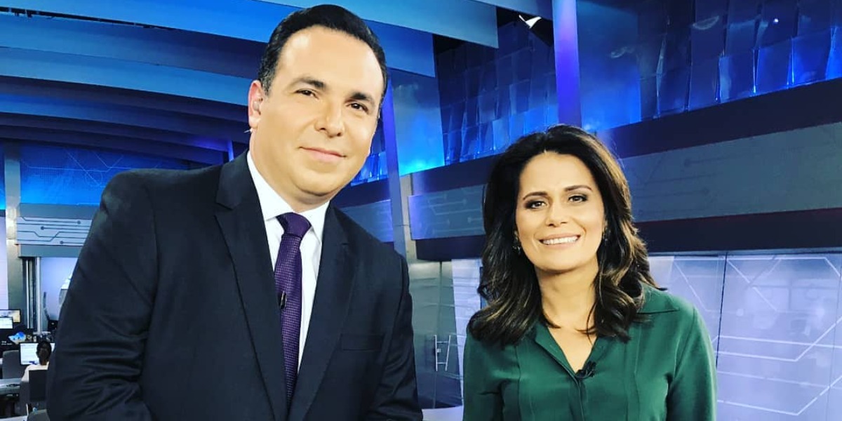 Reinaldo Gottino e Adriana Araújo na Record (Foto: Reprodução/Instagram)